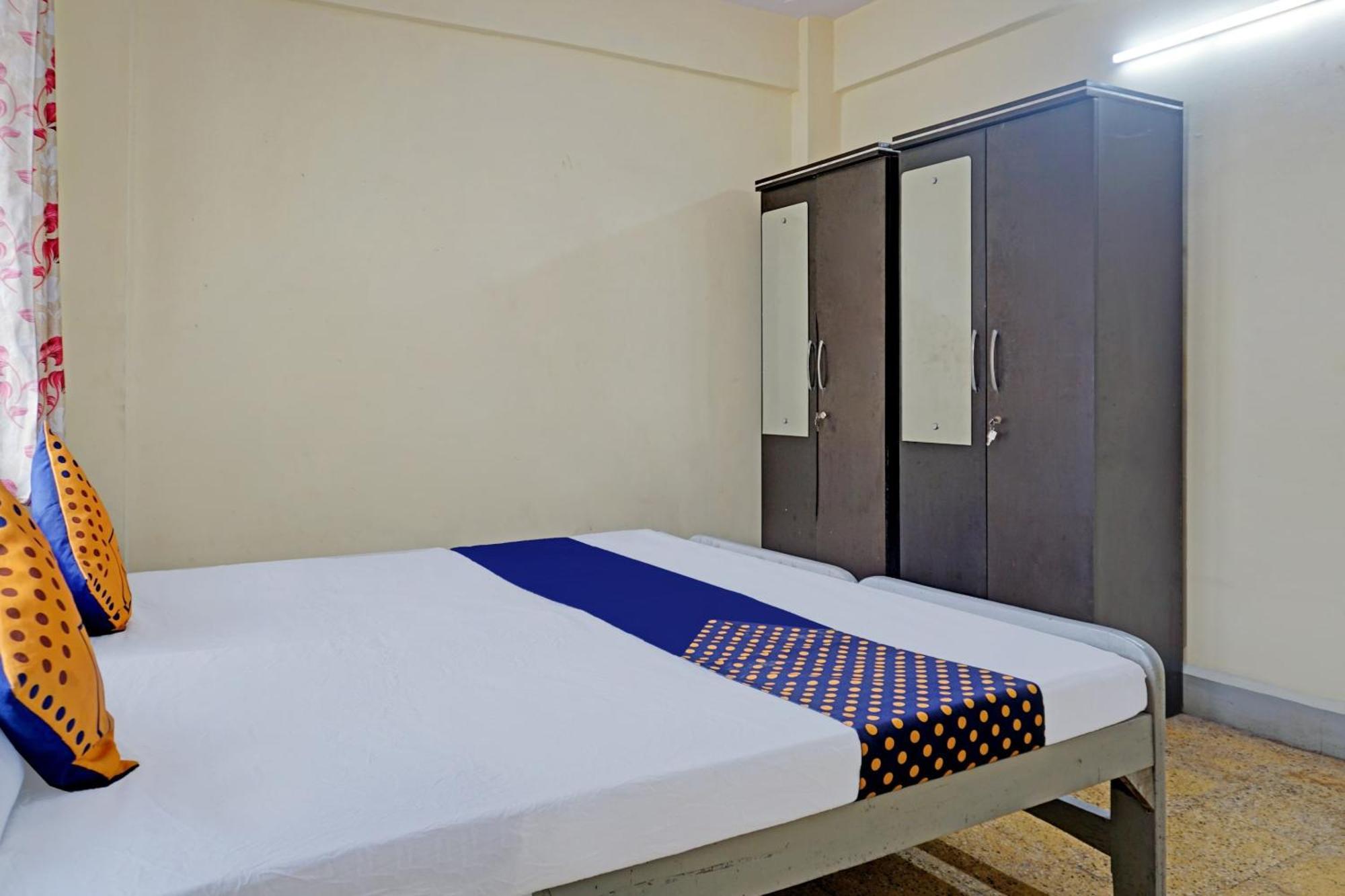 Spot On Hotel Prakash Residency, Near Hanuman Gym Ajmera Colony, Pimpri Exterior foto